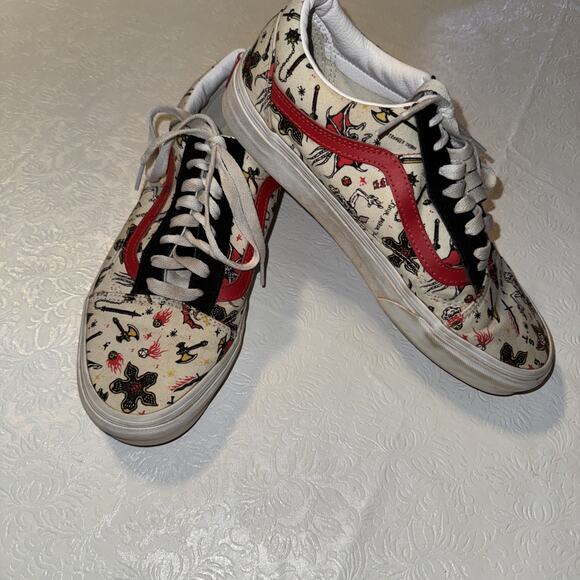 Vans Stranger Things Custom Netflix Shoe Mens 8.5 Womens 10 White Black Red Axe - Picture 1 of 12